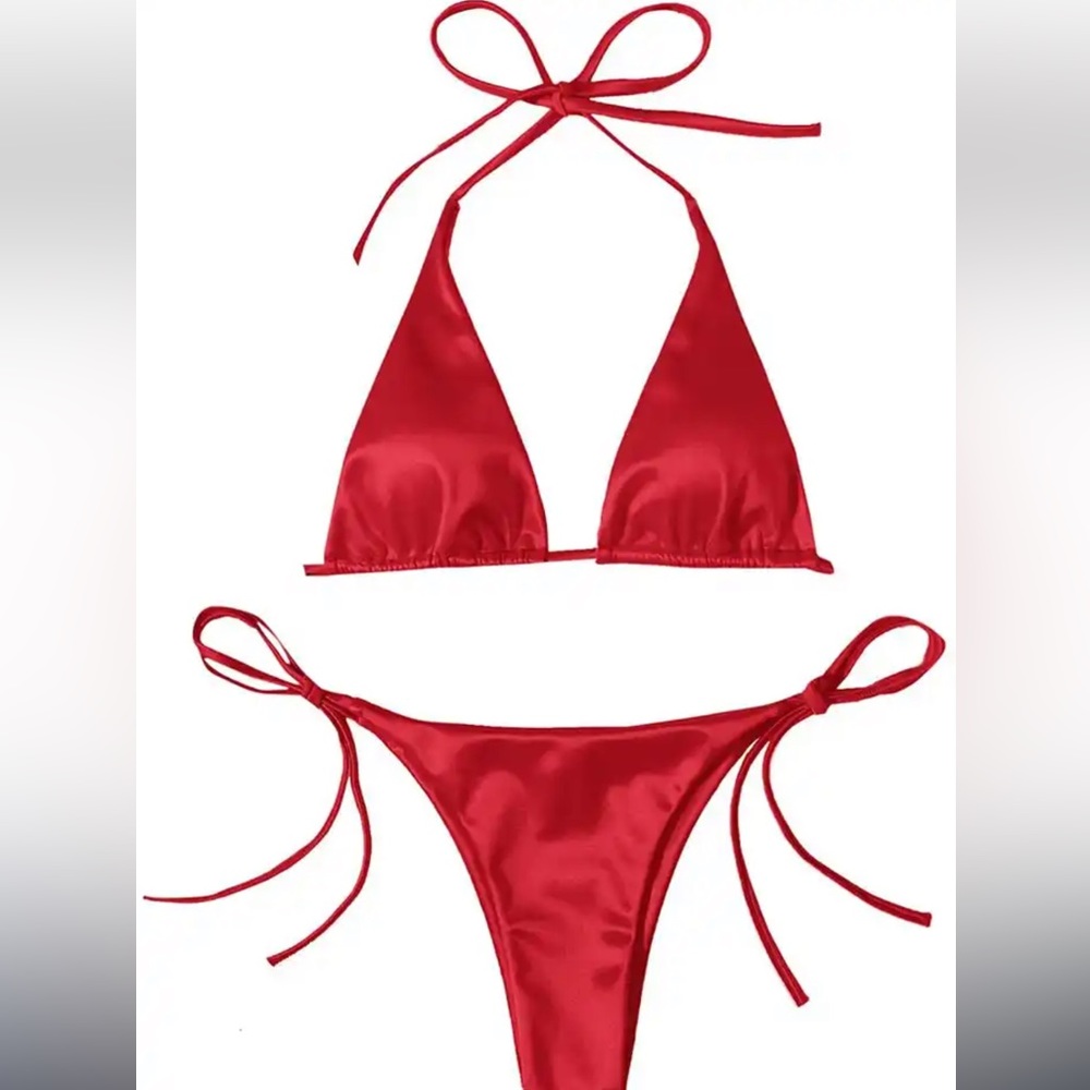 Red Bikini - Picture 2 of 2